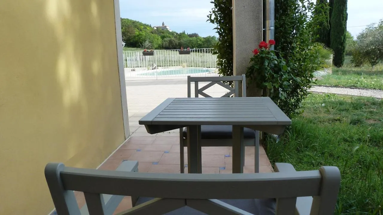 Villa Adhemar La Garde Adhemar Guest house