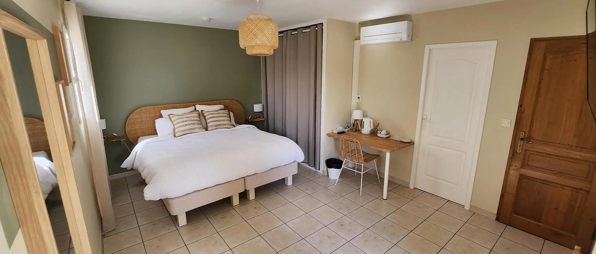 Guest house Villa Adhemar La Garde Adhemar