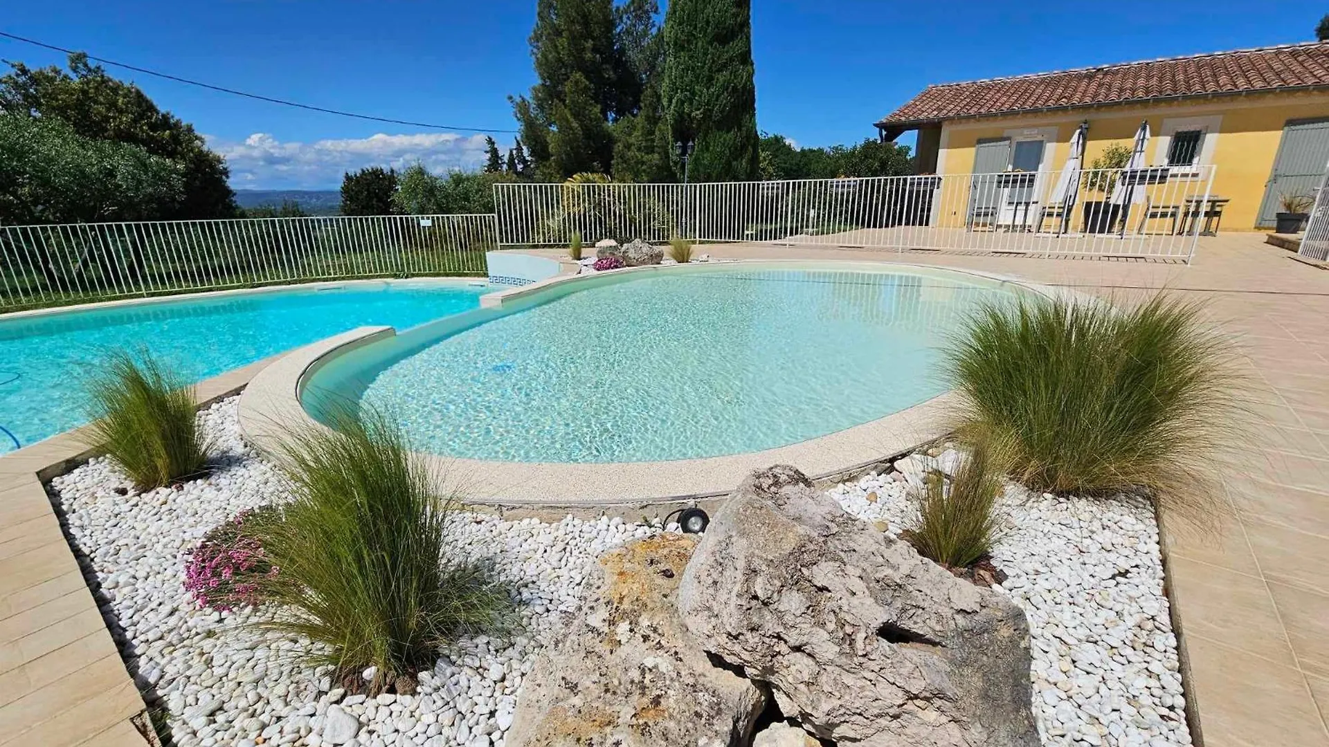 Guest house Villa Adhemar La Garde Adhemar France