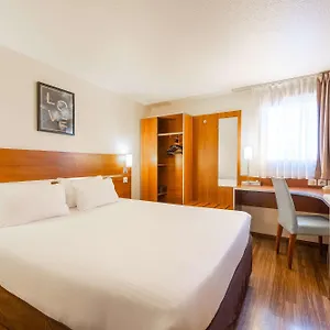 Comfort Aeroport Lyon St Exupery Hotel